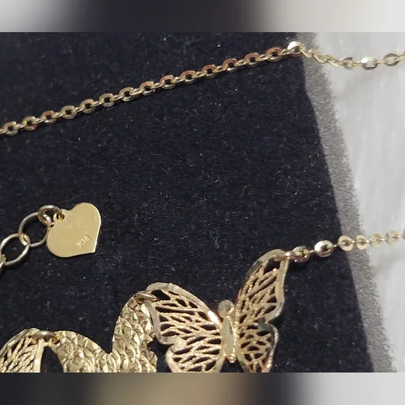 Japan Gold 18K Butterfly Necklace - Picture 7 of 10
